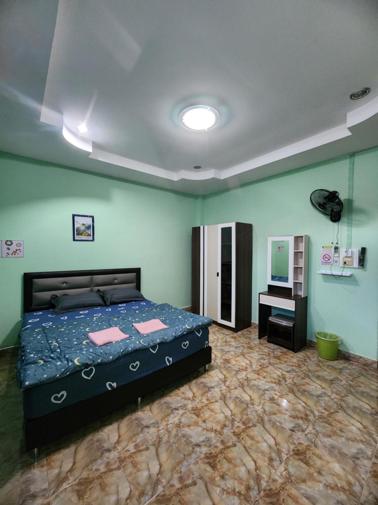 Saamsaao Homestay Betong - 4 Bedroom House Luaran gambar